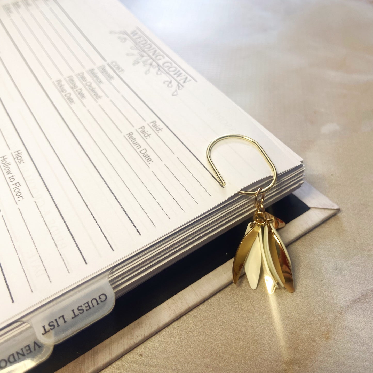 Leaf Bushel Black Planner Bookmark Charms