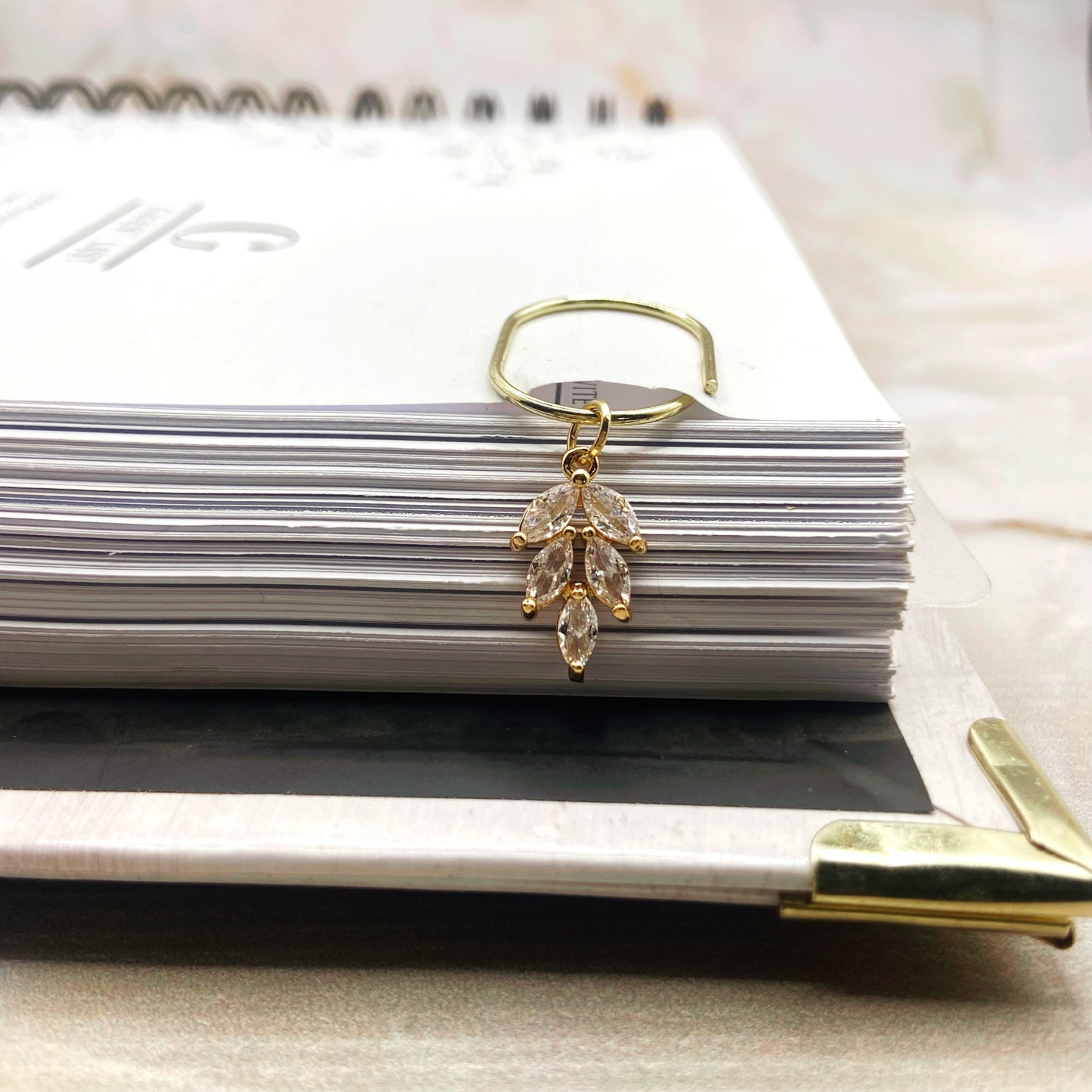 Sparkle Leaf Planner Bookmark Charms