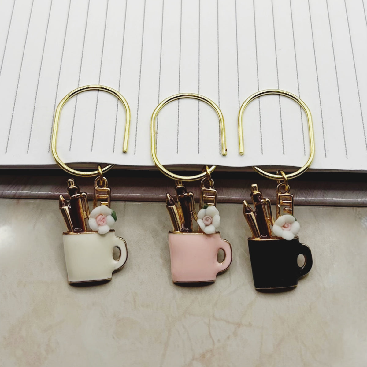 Pen Holder Planner Bookmark Charm (Black)